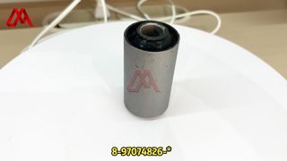 8-97074826-0 8970748260 boccola di gomma della molla a balestra per Isuzu 100P 700P