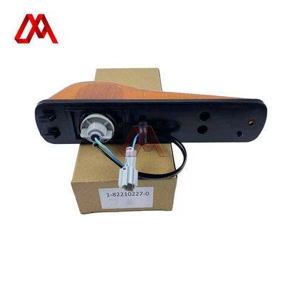 Side Marker Light for Isuzu Turck CXZ81 10PE1 1-82210227-J 182210227J