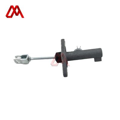 8-97167406-0 8-98117644-0 Clutch Master Cylinder Assembly 8971674060 8981176440 Suitable for ISUZU NKR55 4JB1