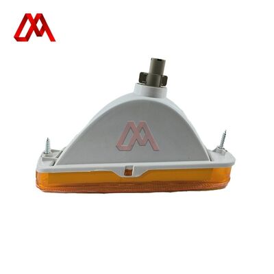 1822102031 1-82210203-1 Lampada a lampada frontale per Isuzu FVZ34 6HK1